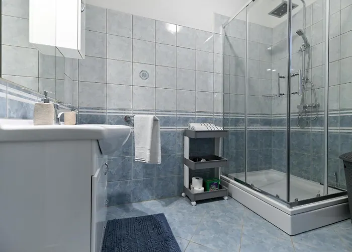 펜션 Nice Home In Pakostane With Wifi