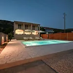 Nice Home In Pakostane With Wifi * Vrana (Zadar)