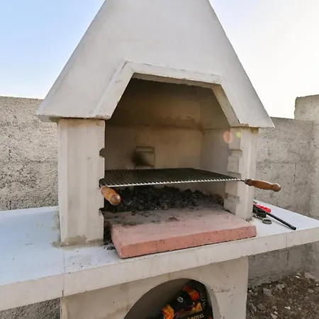 Amazing Home In Pakostane Prázdninový dům *