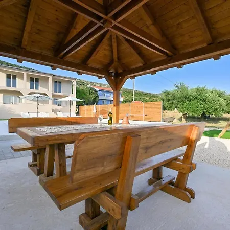 Semesterbostad Nice Home In Pakostane With Wifi Vrana (Zadar)