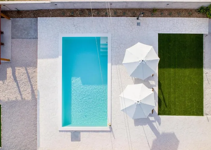 Nice Home In Pakostane With Wifi Vrana (Zadar)